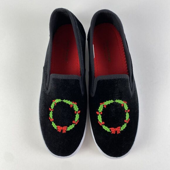 Isaac Mizrahi NY Slip-On Christmas Wreath Loafers Black Size 8.5 Pre-Owned - Picture 6 of 11